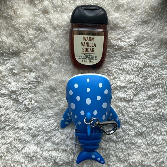 Bath and Body Works Whale Pocketbac Holder - Picture 2 of 2